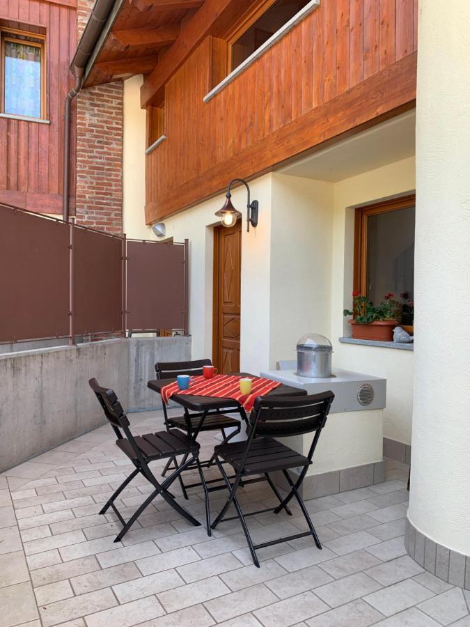 Casa vacanze Anais Nus Exterior foto